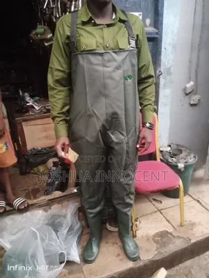 Swarmp Rainboot