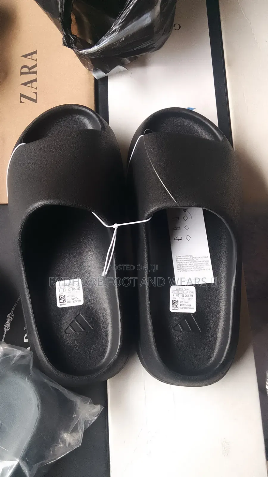 Yeezy Slides
