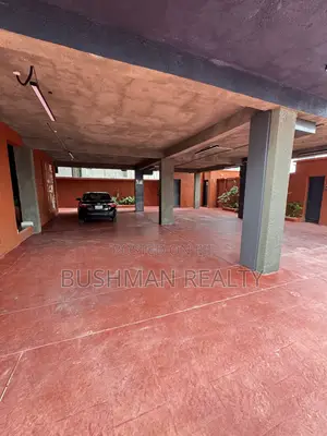 3bdrm Apartment in Lekki Phase 1 for rent