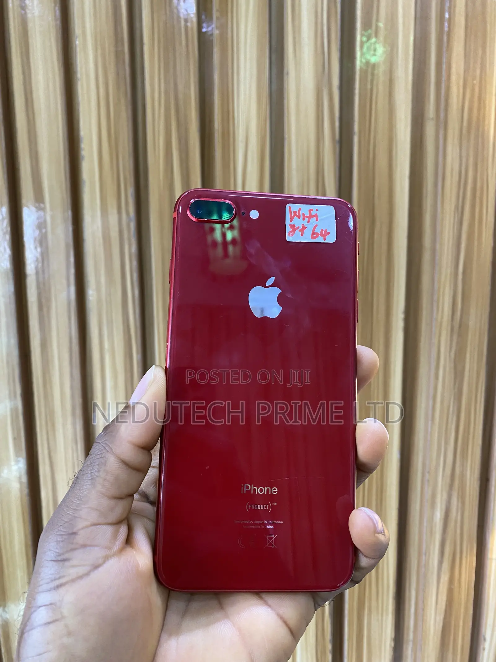Apple iPhone 8 Plus 64 GB Red