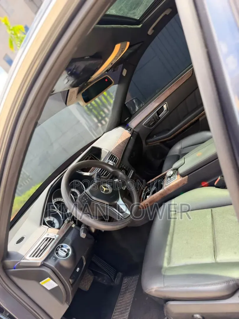 Mercedes-Benz E350 2010 Gray