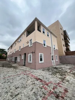 2bdrm Apartment in Victoria Island Extension for rent