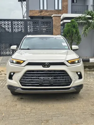 Toyota Highlander Platinum AWD 2024 White