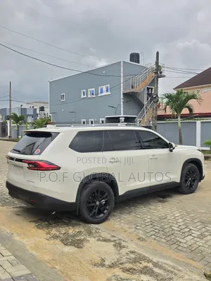 Toyota Highlander Platinum AWD 2024 White