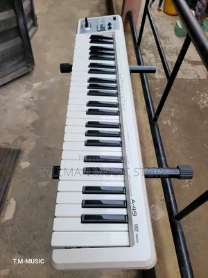 Roland A49