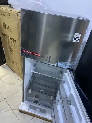 LG Gl-C252slbb 260l Capacity 230v