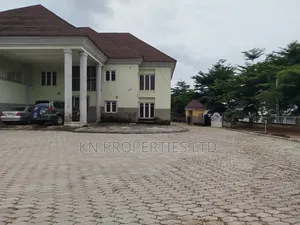 4bdrm Duplex in Asokoro for rent