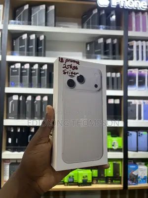 New Apple iPhone 18 Pro Max 256 GB Silver