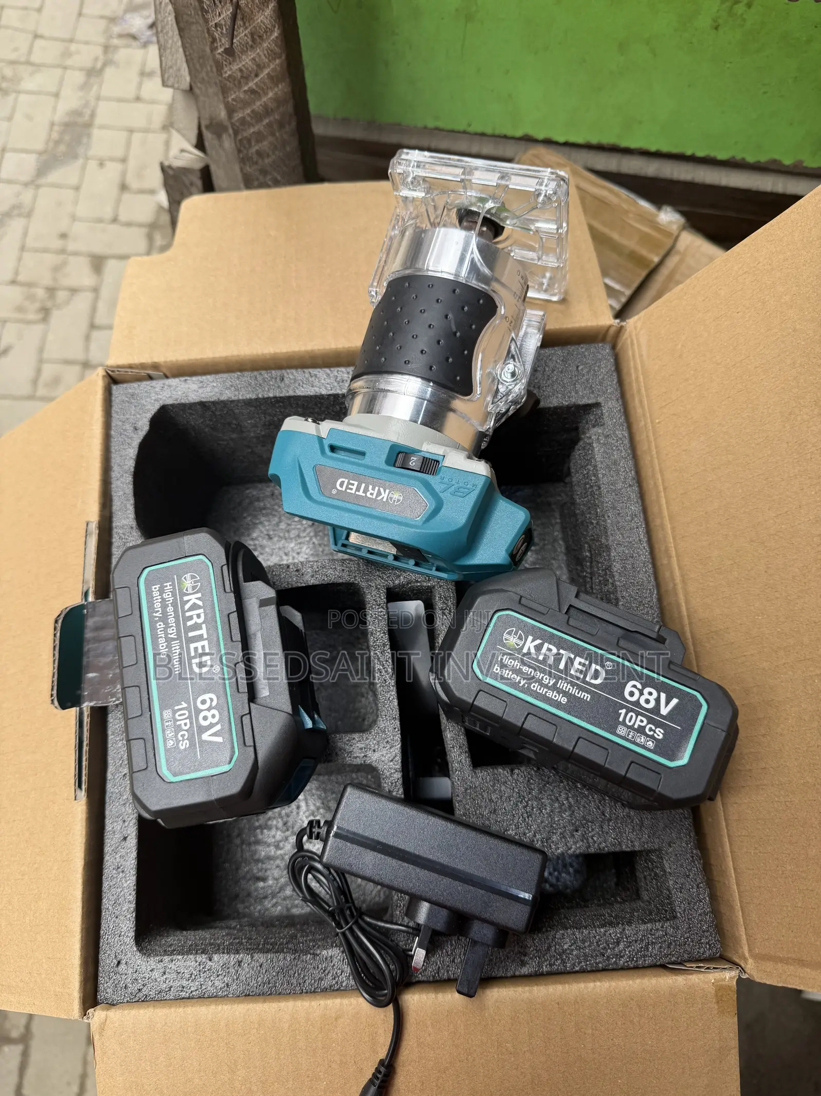 KRTED Cordless Palm Router 68volts