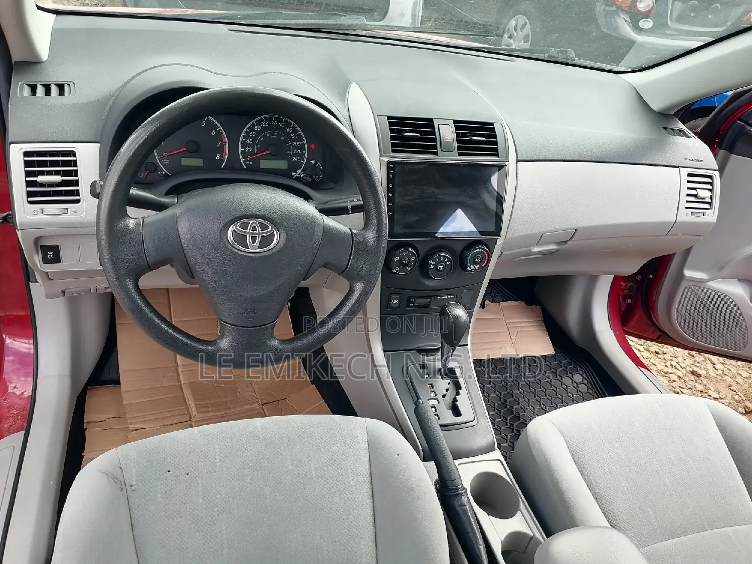 Toyota Corolla 2011 Red