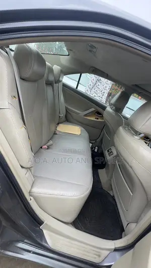 Toyota Camry XLE V6 4dr Sedan (3.5L 6cyl 6AM) 2008 Gray