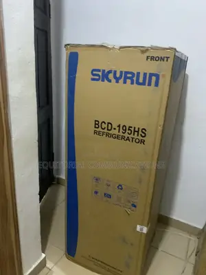 Skyrun BCD195HS 195L Fridge Freezer