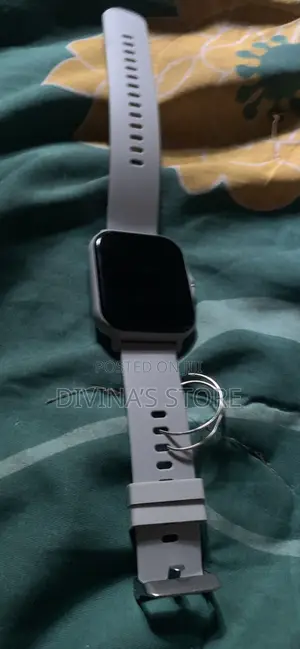 Smart Watch Stylish and Affordable