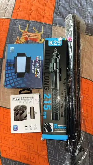In-1 Content Creator Kit – Tripod, Mic LED Light