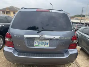 Toyota Highlander 2005 Blue