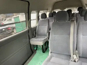 Toyota HiAce 2013 White