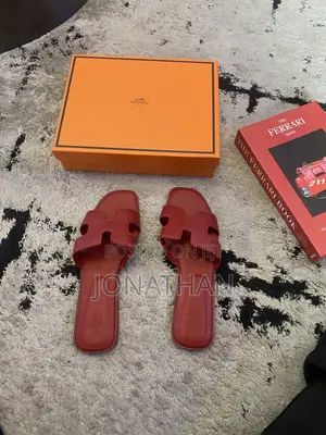 High Quality Hermes Flat Slides for Ladies - 6 Colors - Size 37-42