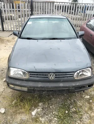Volkswagen Golf 2000