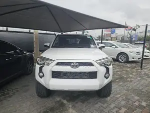 Toyota 4-Runner 2015 White