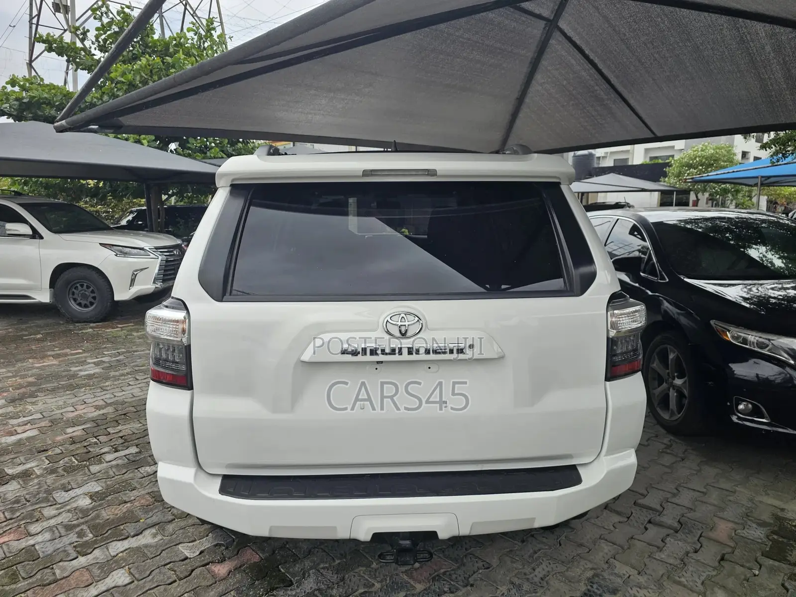 Toyota 4-Runner 2015 White