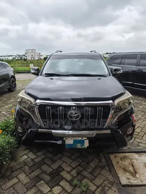 Toyota Land Cruiser Prado 2018 Black