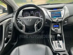 Hyundai Elantra 2014 Brown