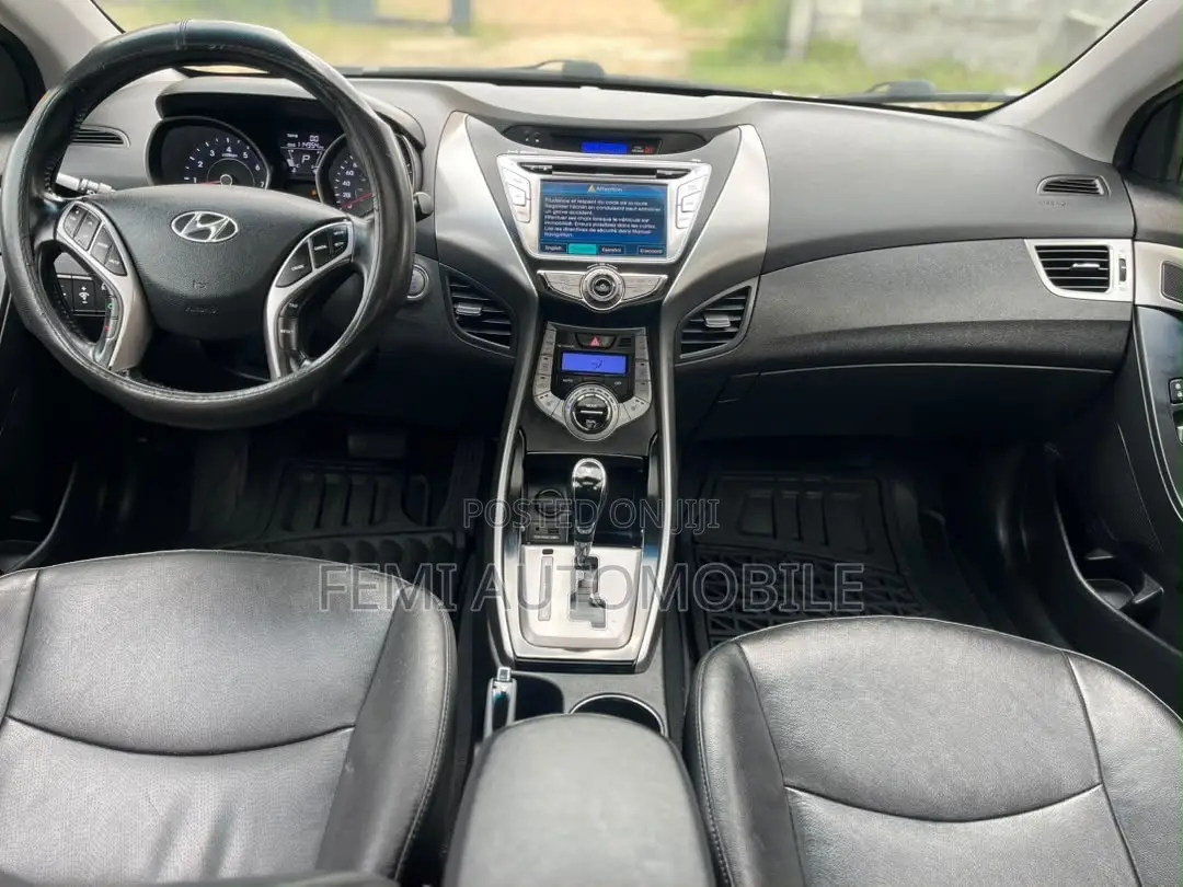 Hyundai Elantra 2014 Brown