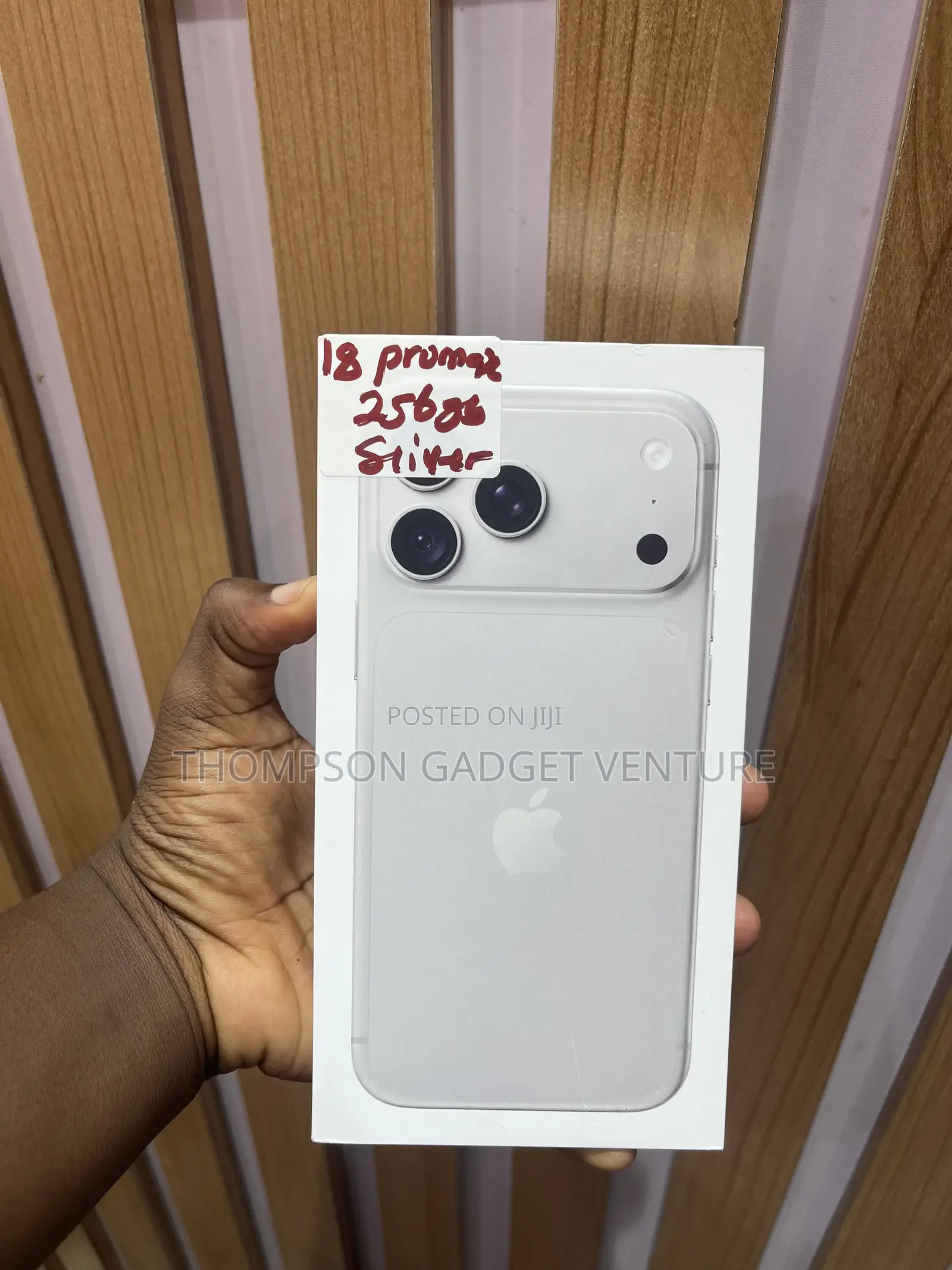 New Apple iPhone 18 Pro Max 256 GB Silver