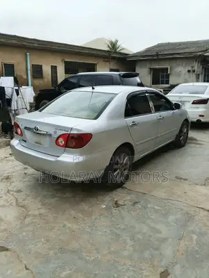 Toyota Corolla LE 2005 Silver
