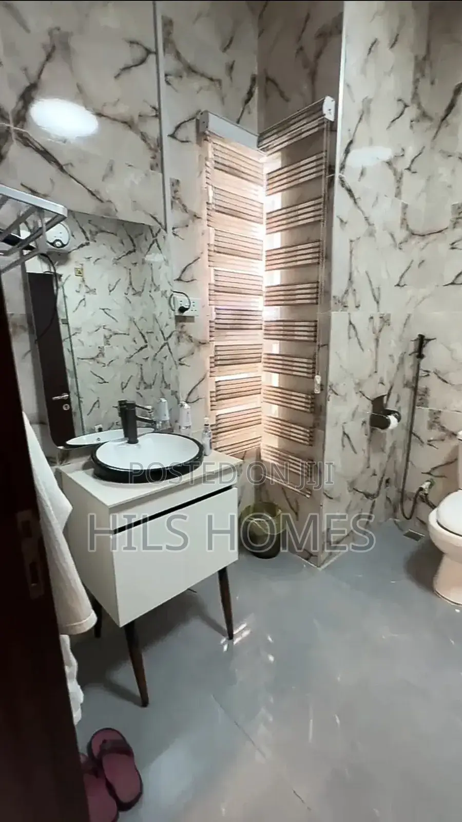 Studio Apartment at Orchid