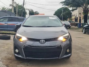 Toyota Corolla S 4dr Sedan (1.8L 4cyl CVT) 2014 Gray