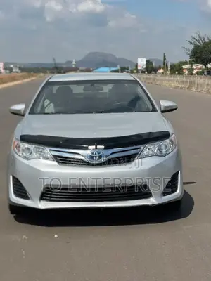 Toyota Camry 2013 Silver