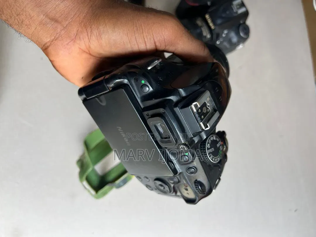 Nikon D5200
