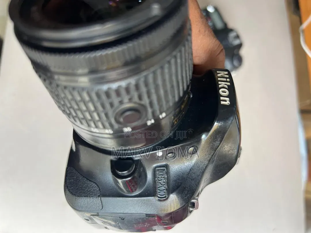 Nikon D5200
