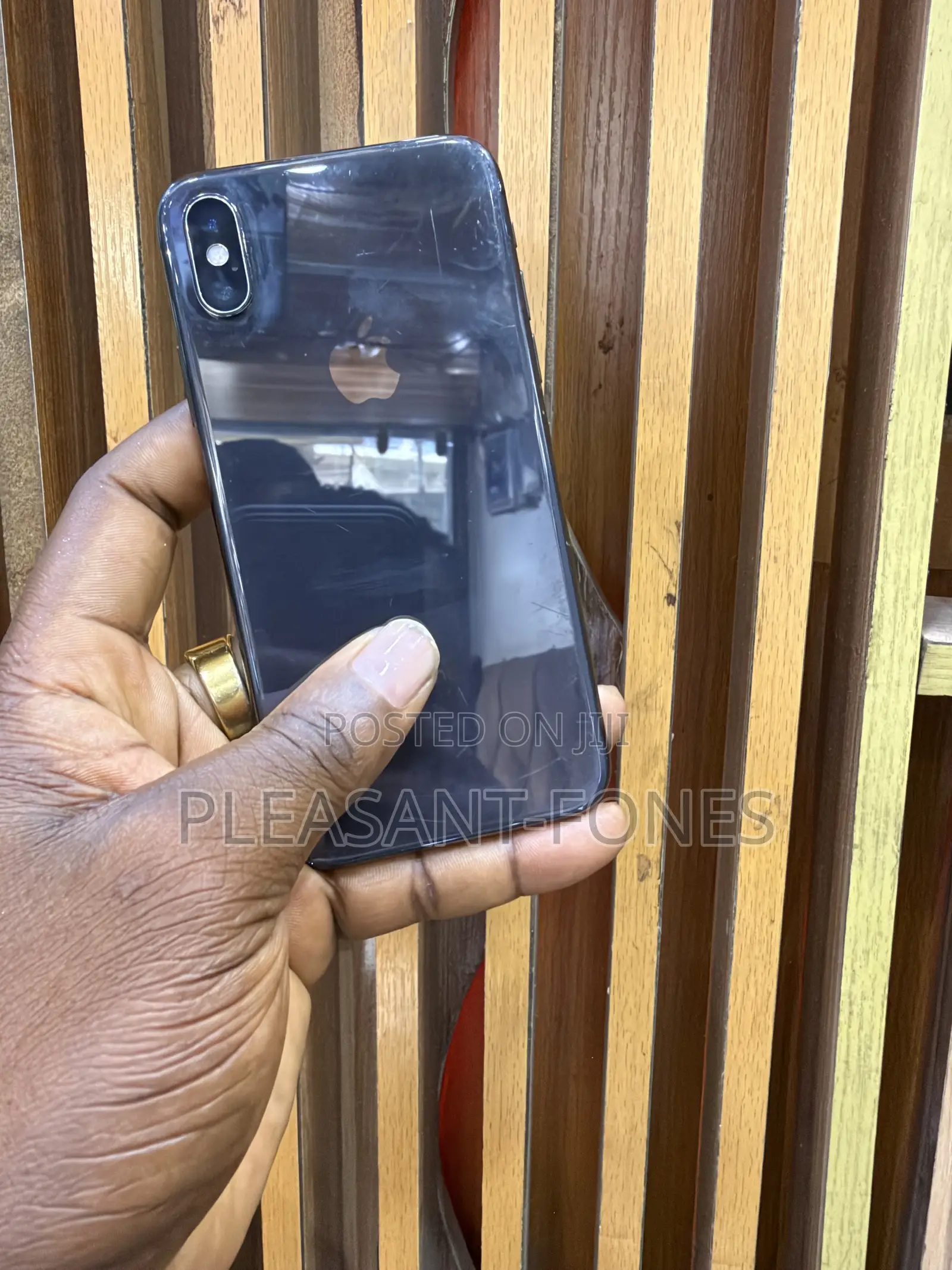 Apple iPhone X 64 GB Black