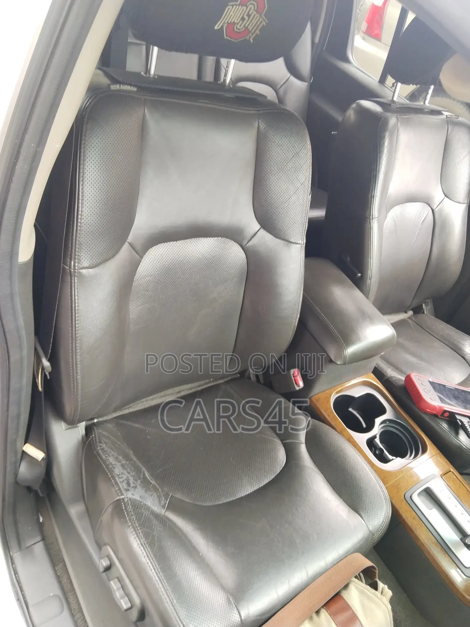 Nissan Pathfinder 2005 Silver