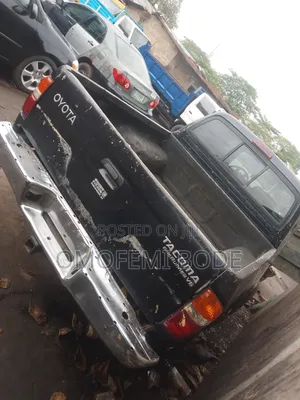 Toyota TownAce 2002 Black