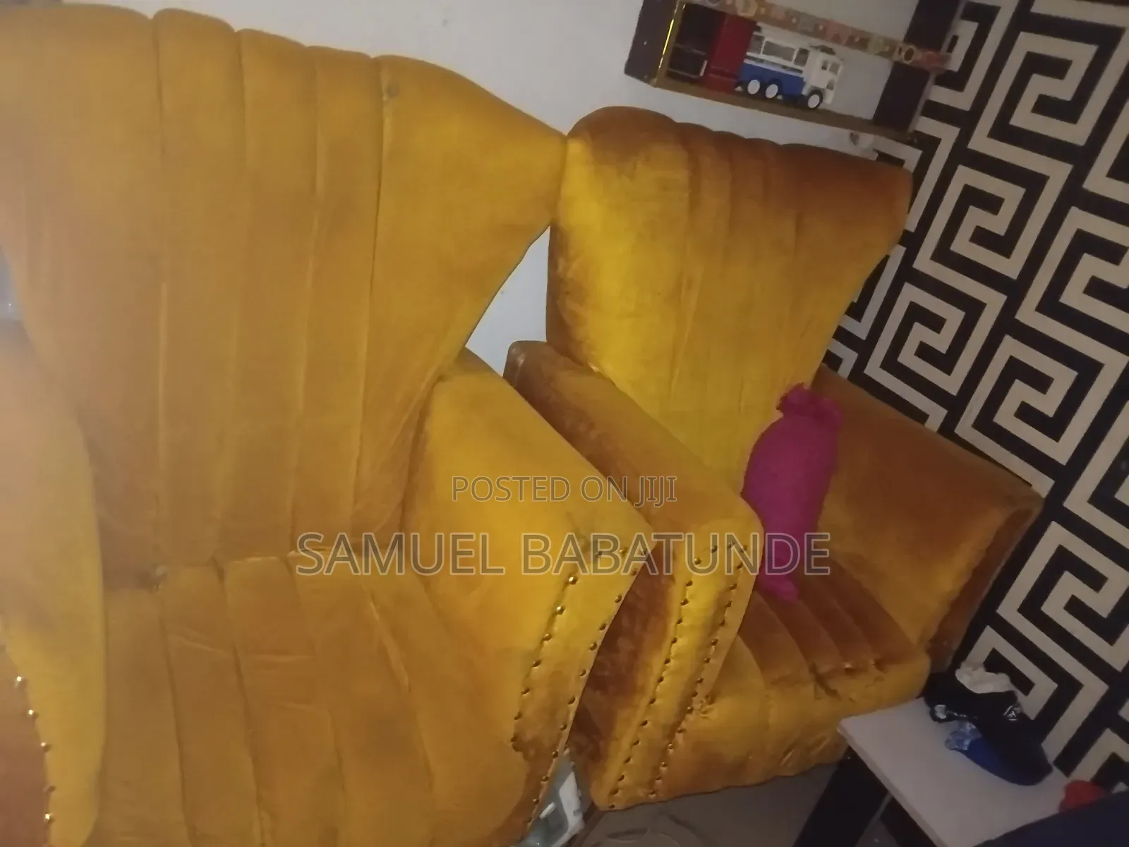 Royal Chair