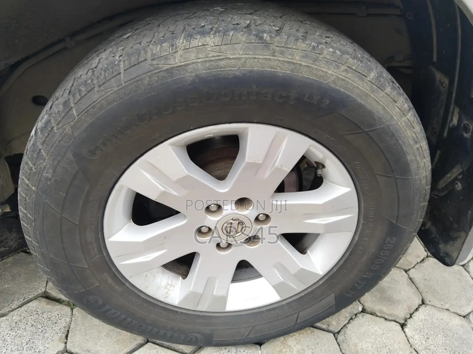 Nissan Pathfinder 2005 Silver