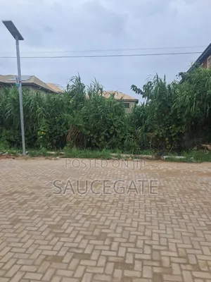 A Room in a Terrace Duplex at Ikota Gra