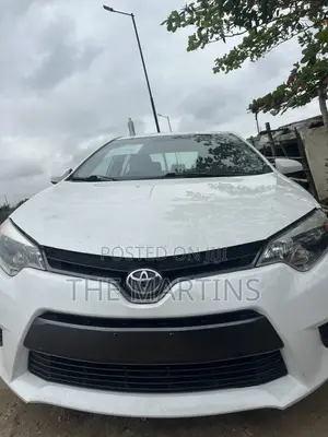 Toyota Corolla 2014 White