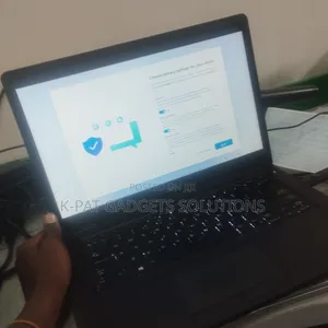 Laptop Dell Latitude 5491 8GB Intel Core i5 SSD 256GB