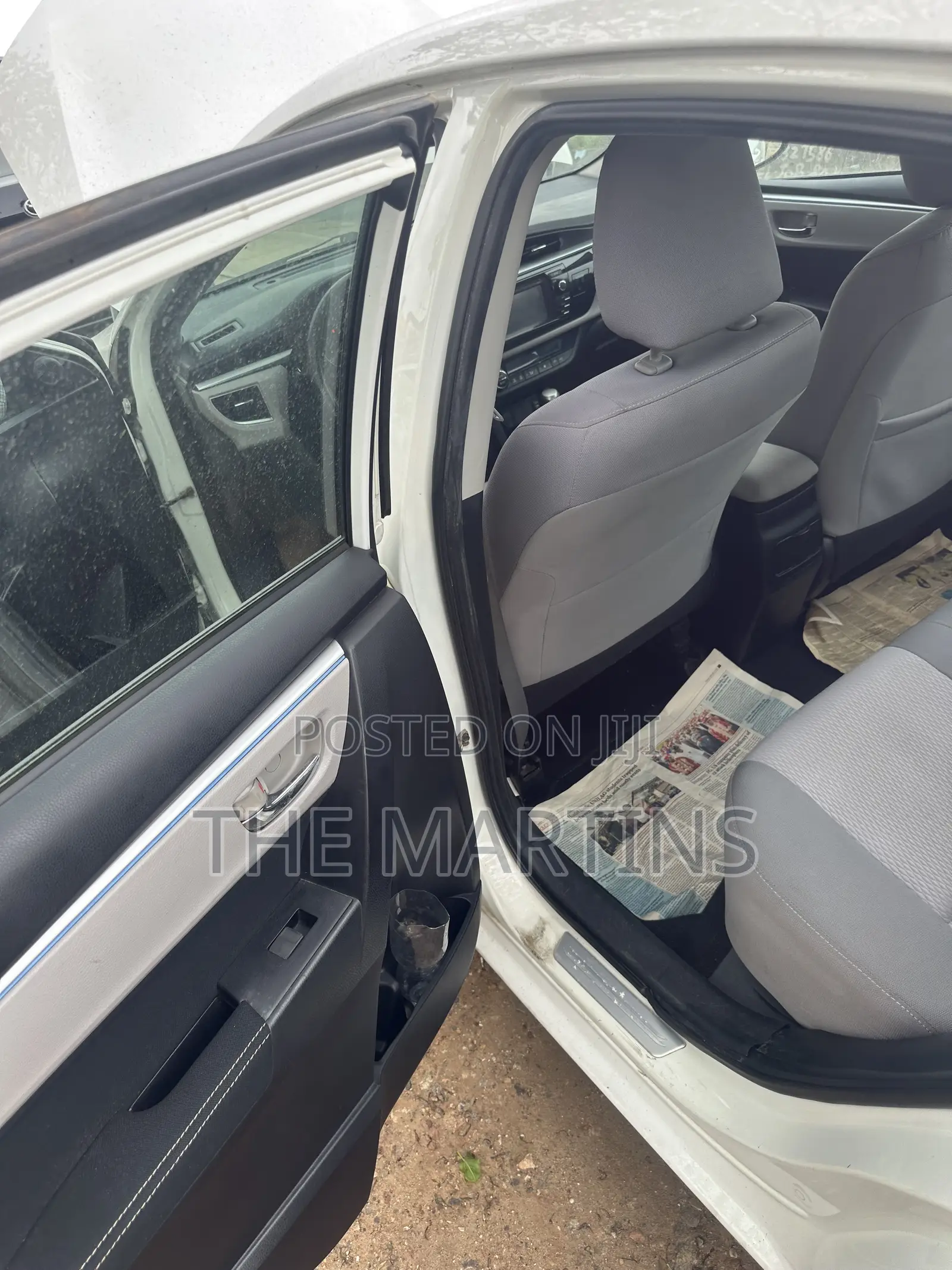 Toyota Corolla 2014 White