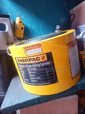 Enerpac RC-20050 Hydraulic Cylinder 200 Ton