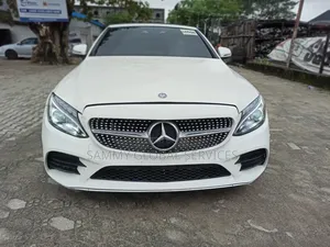 Mercedes-Benz C200 2017 White