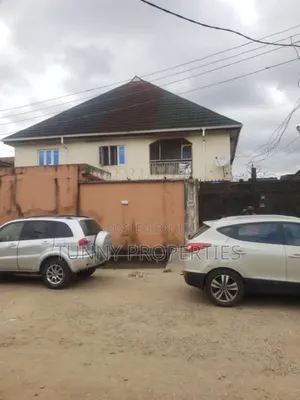 20bdrm Block of Flats in Mangoro for sale