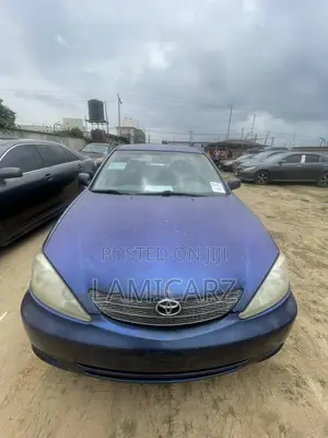 Toyota Camry XLE 4dr Sedan (2.4L 4cyl 4A) 2004 Blue