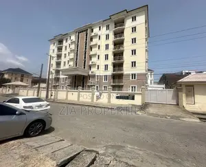 3bdrm Apartment in Lekki Phase 1 for rent