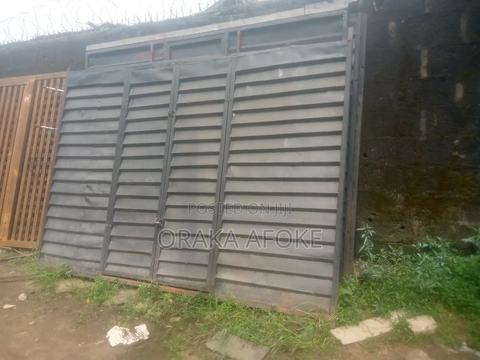 8ft Container