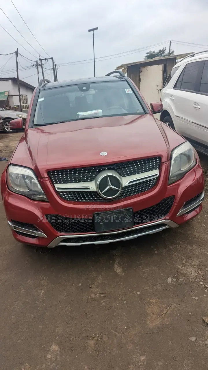 Mercedes-Benz GLK-Class 350 4MATIC 2014 Red